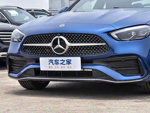 2025�� �Ŀ� C 260 L �˶���