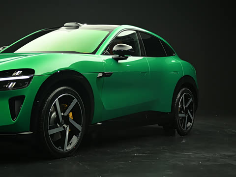 2025�� ������������������Max��