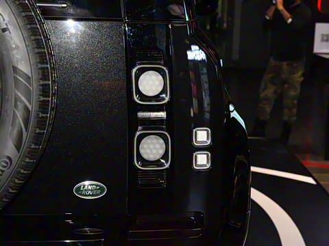 2022�� 110 V8 007��ذ�