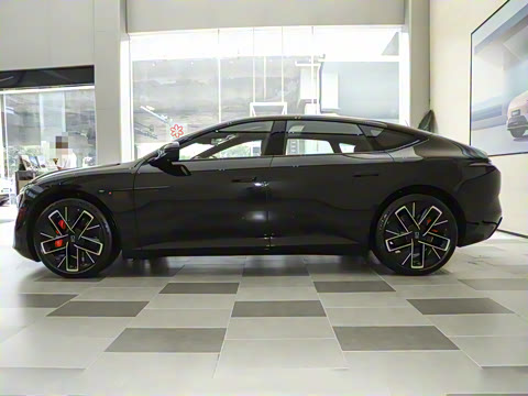 2025�� �Ŀ� Ultra���̰�