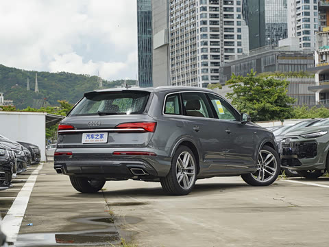 2025�� 45 TFSI quattro S line�˶���