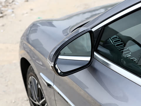 2025�� EV �Ǽݰ� 701KM������