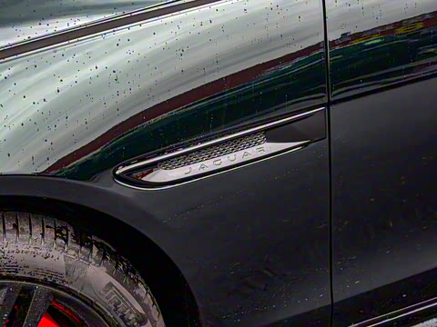 2025�� 2.0T 250PS R-DYNAMIC 90�����ذ�