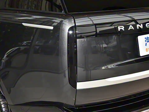 2025�� 3.0 L6 400PS �����ӳ���