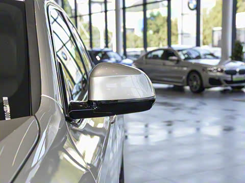 2021�� �Ŀ� xDrive 25i M�˶���ҹ��װ