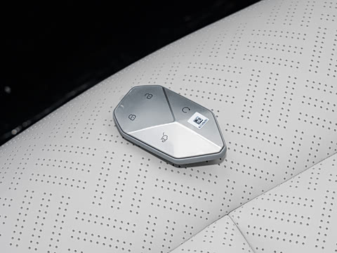 2025�� 501KM ����Pro��