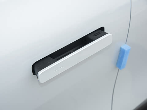 2025�� 130km EM-i ������