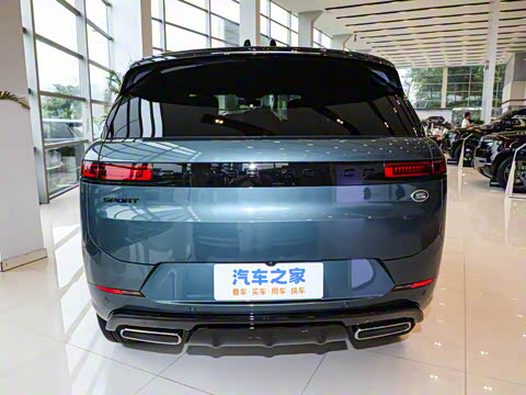 2025�� 400PS Dynamic HSE