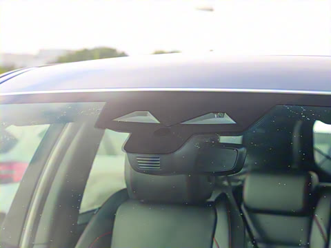 2022�� �Ŀ� 249PS R-Dynamic S ���ܰ� 5��