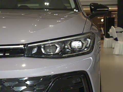 2025�� Pro 380TSI �ǿ������