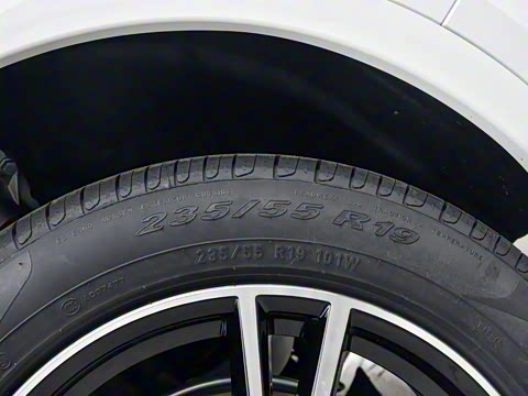 2025�� 45�����ذ� 40 TFSI ʱ�ж�����