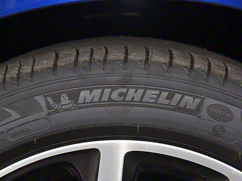 2025�� 28T �����˶���