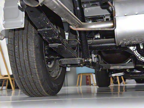 2024�� M5 1.6L ������7��CNG