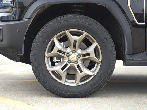 2025�� 2.0TD XWD �Զ�����+