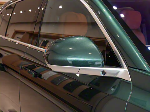 2025�� Ultra ���ܻ��°�