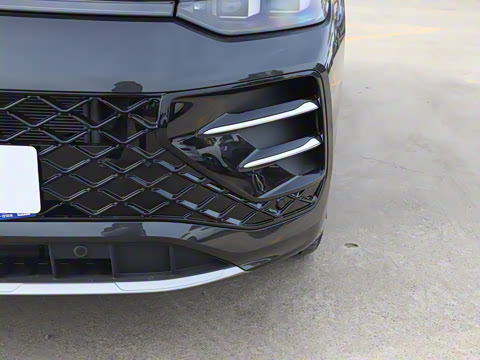 2025�� ̽��L 380TSI ��������