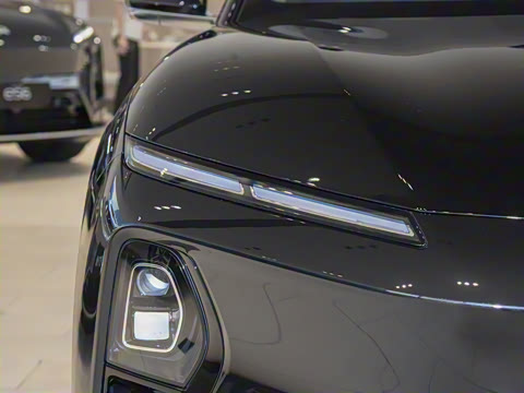 2025�� 102kWh ǩ����