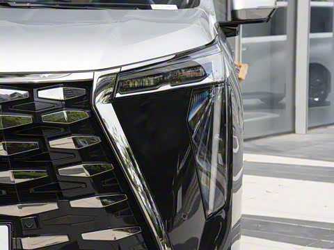 2025�� Ǭ��ϵ�� Ultra ͷ�Ȳ�