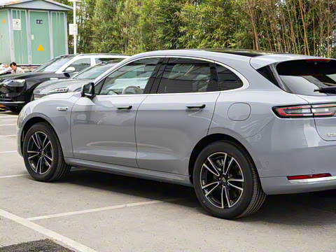 2025�� ���� Ultra ������