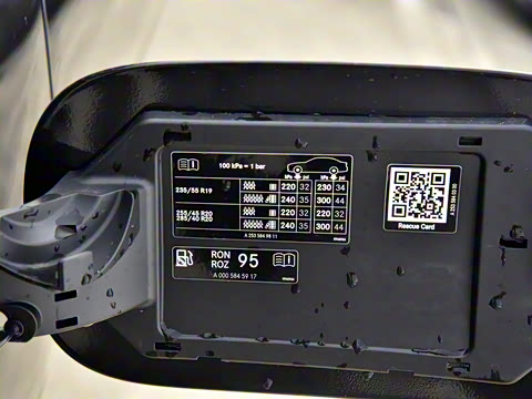 2023�� GLC 260 4MATIC ����SUV