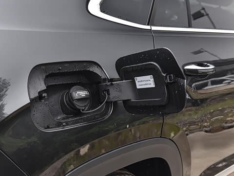 2021�� ;��X 530 V6 ������������