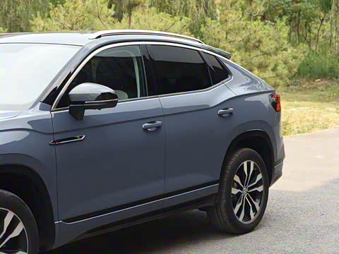 2020�� 380TSI �������������