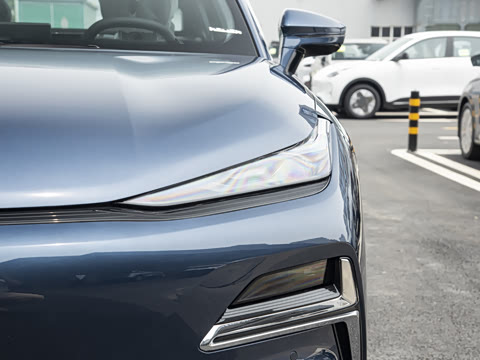 2025�� 130km EM-i ������