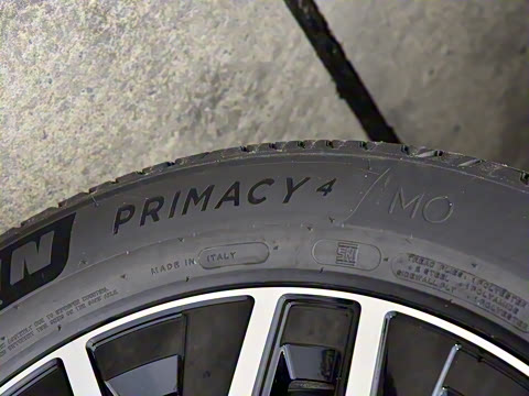 2023�� GLC 260 4MATIC ����SUV