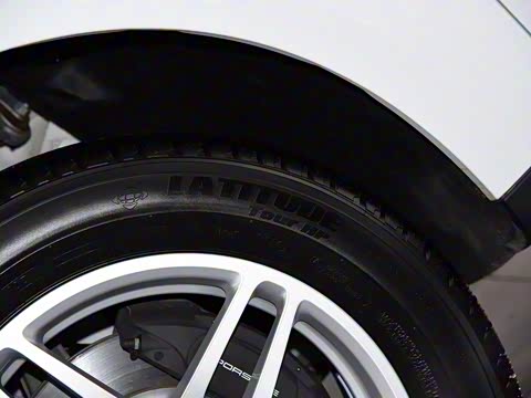 2018�� Macan 2.0T