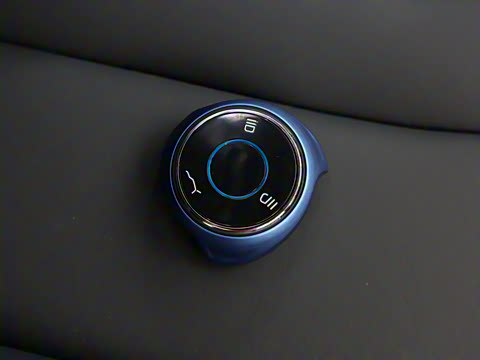 2020�� 520 U��