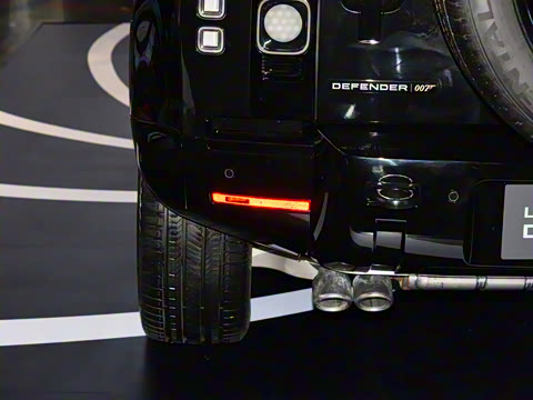 2022�� 110 V8 007��ذ�