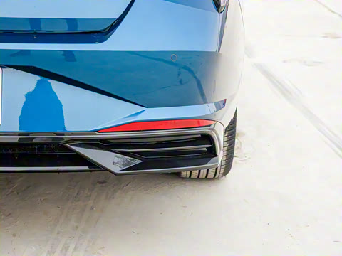 2022�� 1.5L CVT TOP�콢��