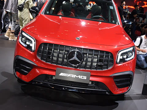 2021�� AMG GLB 35 4MATIC
