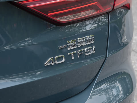 2025�� quattro 45�����ذ� 40TFSI ʱ�ж�����