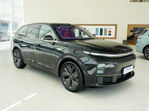 2025�� Max ���ܻ��°�