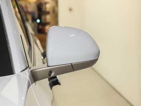 2025�� Ultra ���ܻ��°�