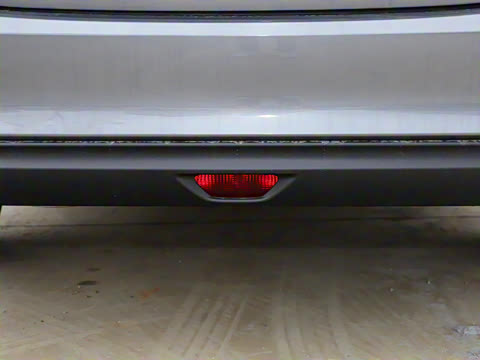 2022�� 320 �Զ������촰��