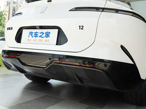 2025�� �Ŀ� Ultra���̰�