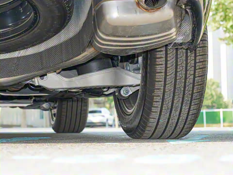 2023�� 360PS R-Dynamic S