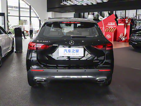 2025�� �Ŀ� GLA 220