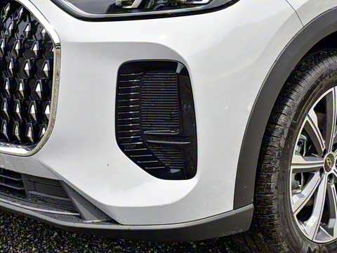 2025�� 2.0T ��������� 7��