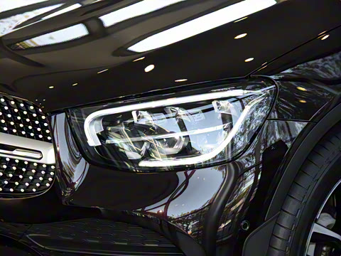 2022�� GLC 300 L 4MATIC ������