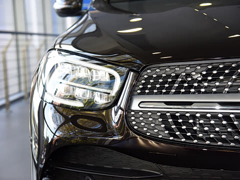 2022�� GLC 300 L 4MATIC ������