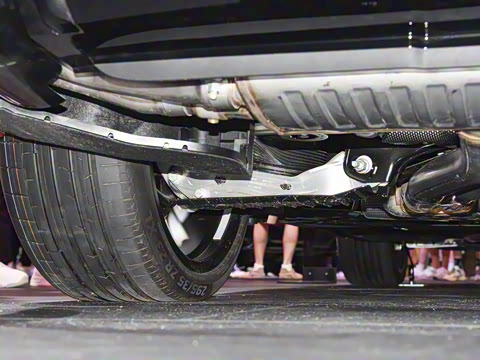 2025�� RS Q8 4.0T performance