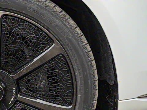 2025�� �Ŀ� S 680 4MATIC ��ҹ��