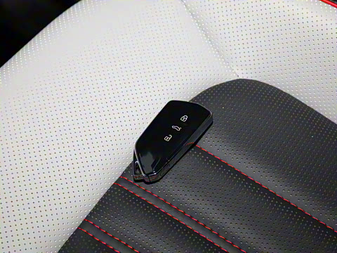 2023�� ;��X 380TSI ������������