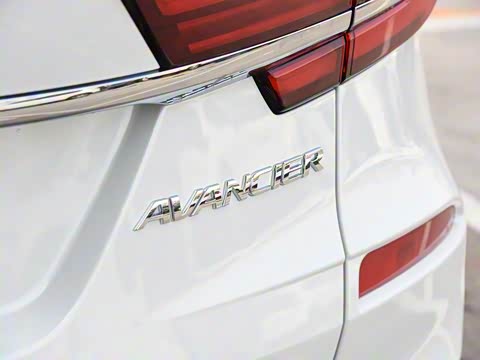 2020�� 370TURBO ��������� ˫ɫ