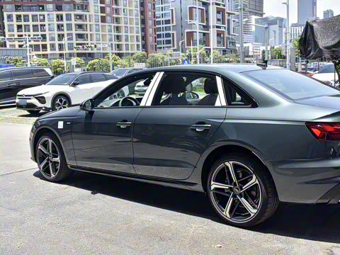 2025�� 200���������� 40 TFSI ����������