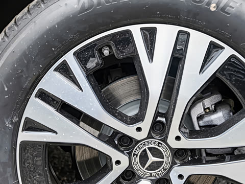 2025�� GLB 220 ������