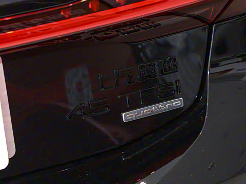 2025�� 45 TFSI quattro ����ʿ��